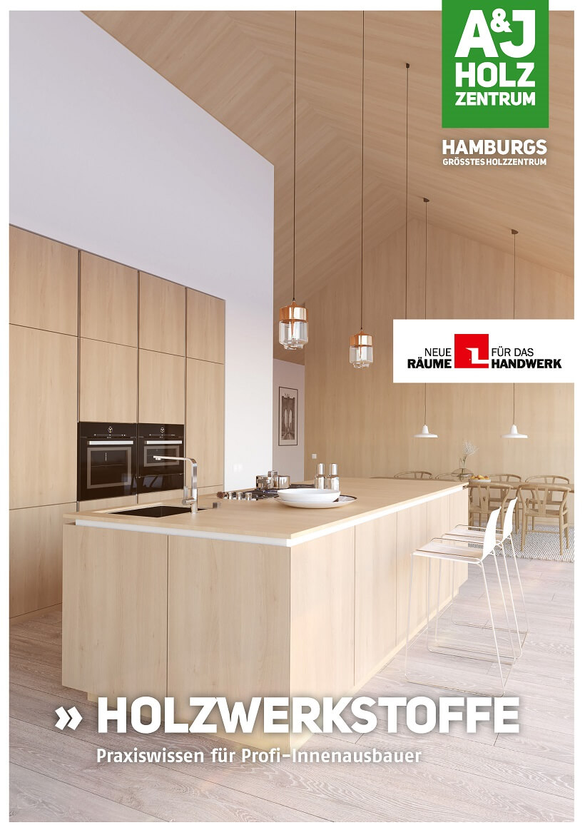 Titelbild vom A&J Praxiswissen Holzwerkstoffe: Blick auf eine Kücheninsel in eine Küche mit hellen, glatten Holzfronten in einem hohen , lichtdurchflutetem Raum.